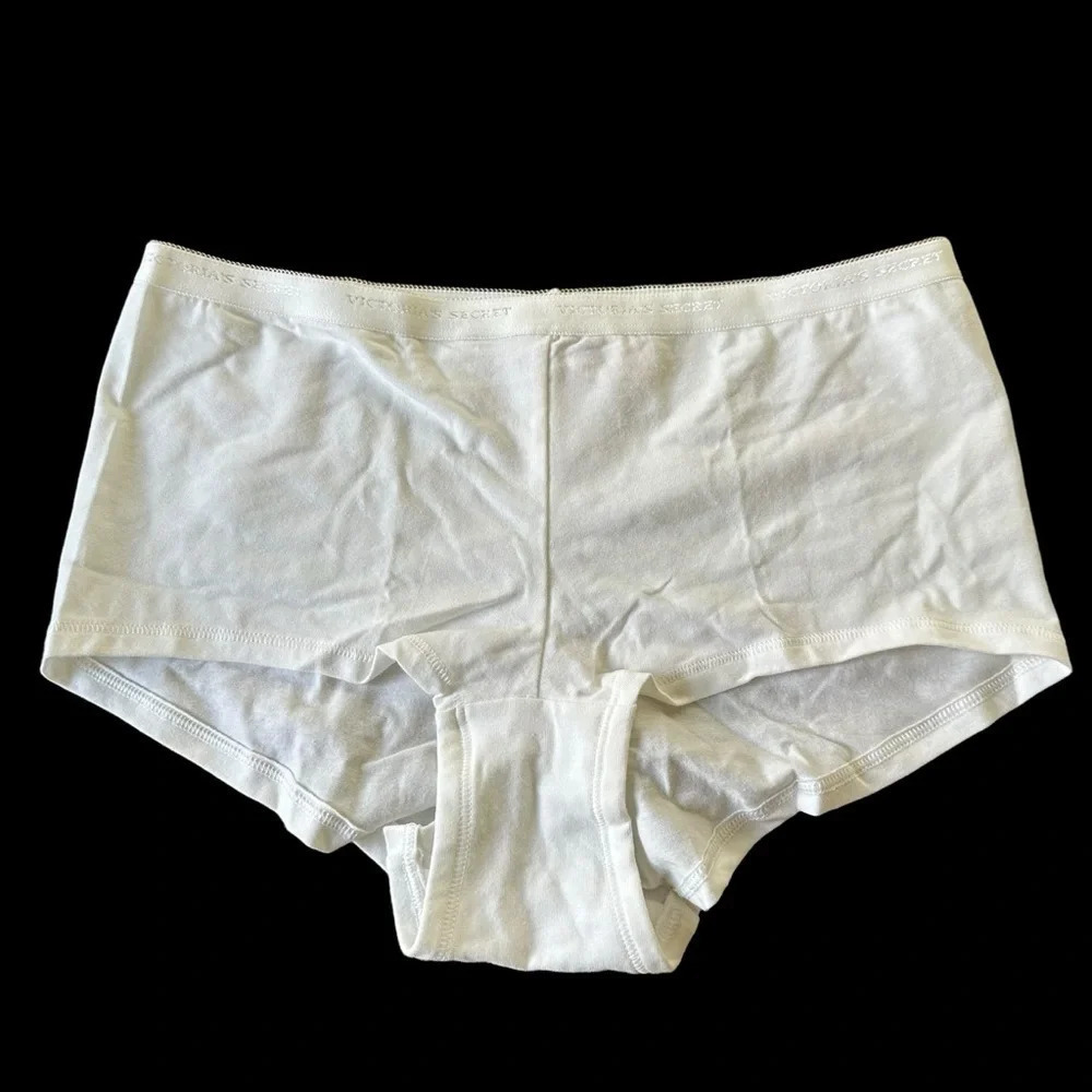 NWT Victorias Secret Large White Boy Shorts Underwear Panties Cotton Stretch New